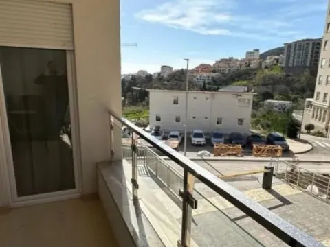 Sale, one bedroom apartment, 49m², Bečići, Budva - image 3