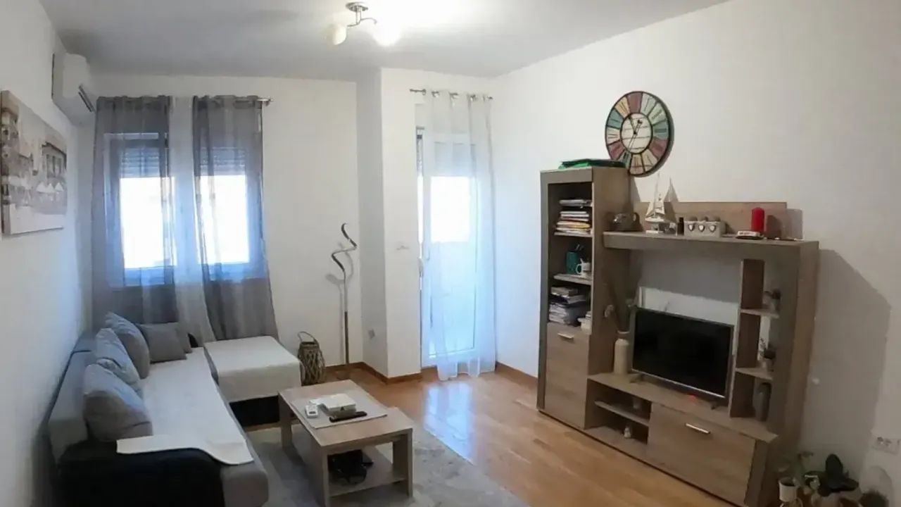 Izdavanje, jednosoban stan, 43m², Zagorič, Podgorica