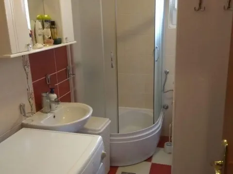 Izdavanje, jednosoban stan, 46m², Seljanovo, Tivat - image 7