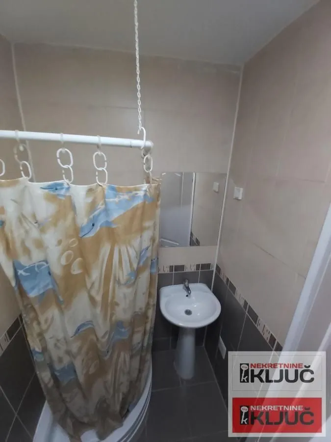 Izdavanje, garsonjera, 26m², Novo naselje, Novi Sad