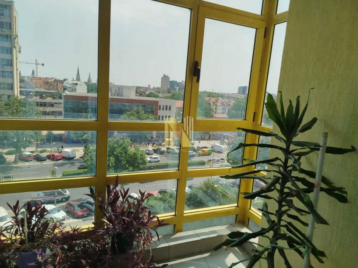 Prodaja, trosoban stan, 101m², Bulevar Oslobodjenja, Novi Sad Sve Podlokacije