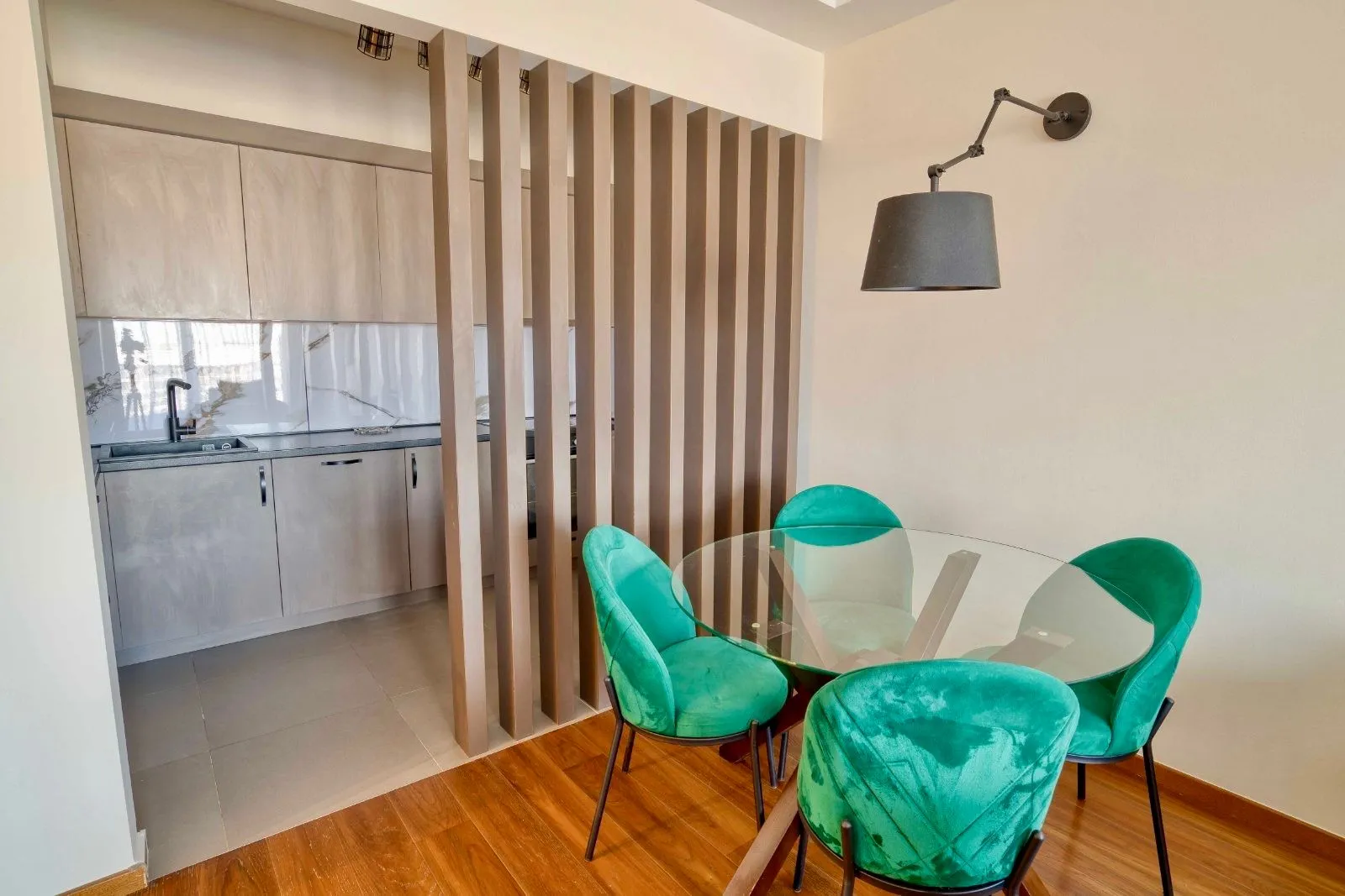 Izdavanje, dvosoban stan, 72m², City Kvart, Podgorica