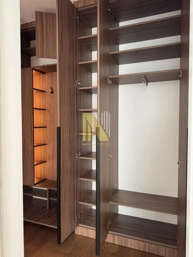 Izdavanje, dvosoban stan, 40m², Centar, Novi Sad