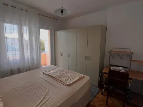 Izdavanje, dvosoban stan, 80m², Centar, Podgorica - image 3