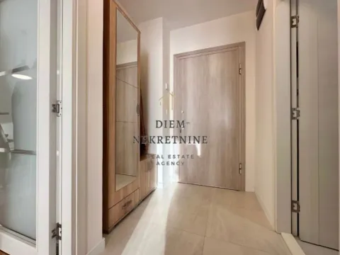 Izdavanje, jednosoban stan, 48m², Central Point, Podgorica - image 7