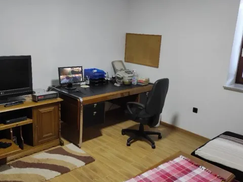 Rent, house, 300m², Nikšić, Crna Gora - image 6