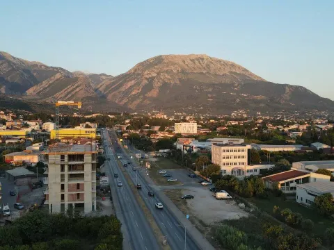 Prodaja, jednosoban stan, 37m², Centar, Bar - image 3