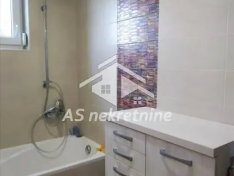 Izdavanje, četvorosoban stan, 80m², Profesorska Kolonija, Palilula Sve Podlokacije - image 18