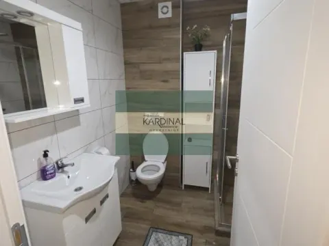 Izdavanje, dvosoban stan, 59m², Vašarište, Kragujevac - image 6