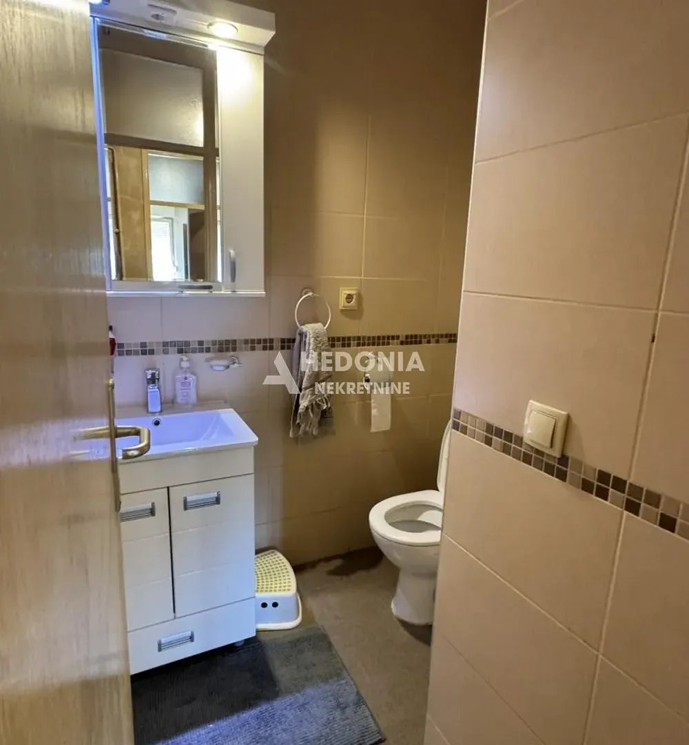 Sale, four bedroom apartment, 101m², Čukarica, Beograd
