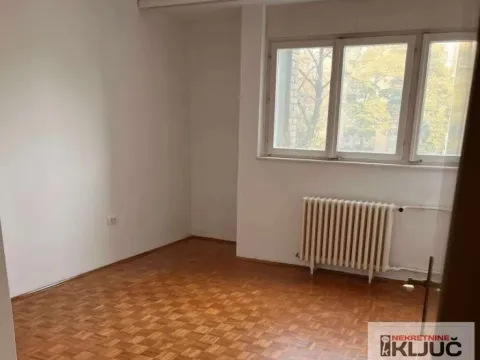 Izdavanje, trosoban stan, 78m², Liman 3, Novi Sad Sve Podlokacije - image 2