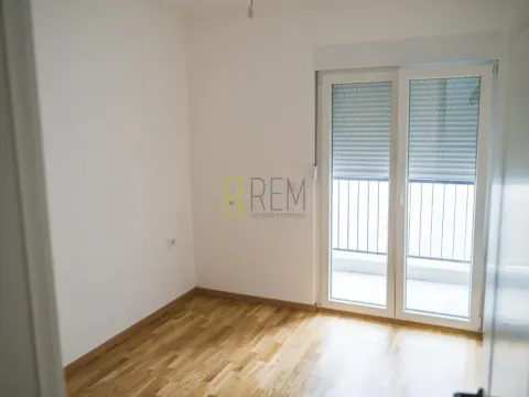 Sale, one bedroom apartment, 41m², Gorica C, Podgorica - image 10