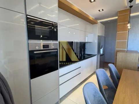 Rent, four bedroom apartment, 119m², Bulevar Oslobodjenja, Novi Sad Sve Podlokacije - image 4