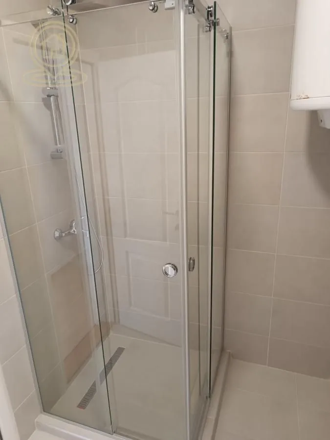Izdavanje, garsonjera, 41m², Grbavica, Novi Sad Sve Podlokacije