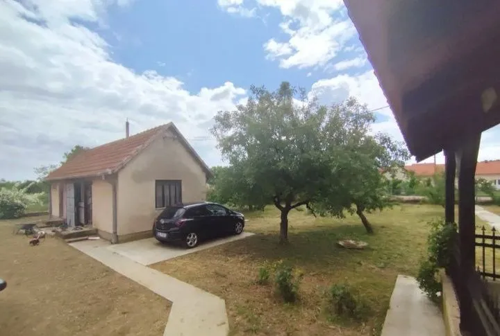 Sale, house, 130m², Vladimirci, Srbija