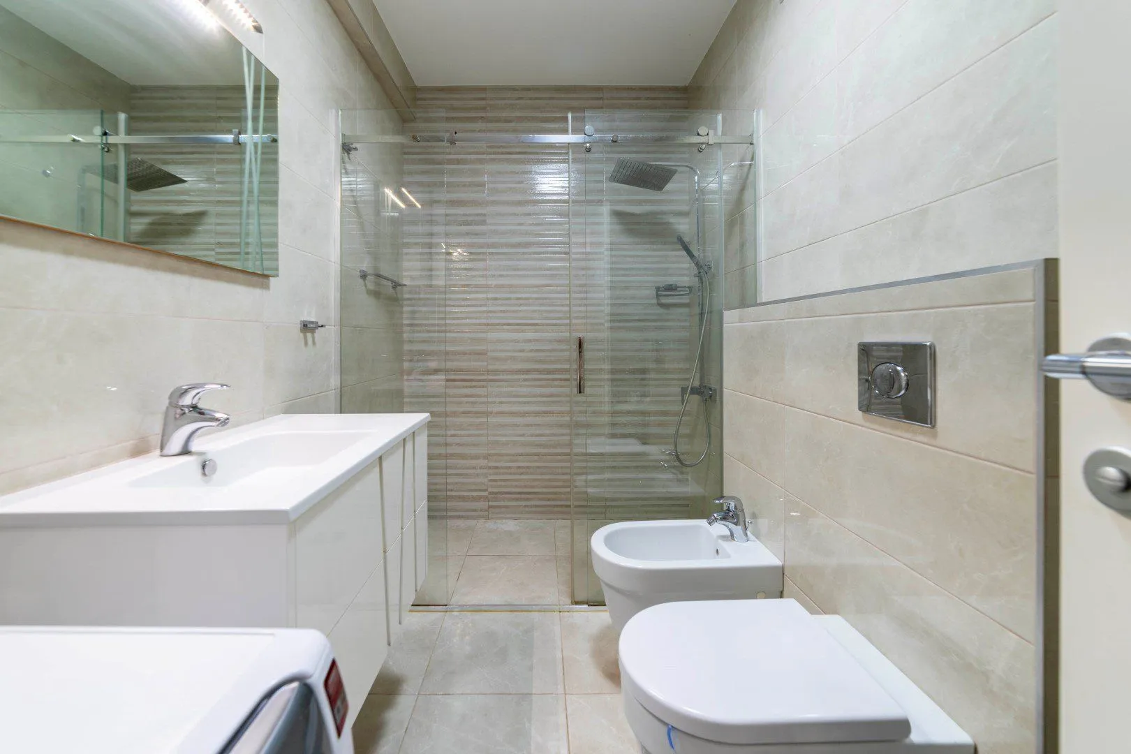 Sale, four bedroom apartment, 355m², Bečići, Budva