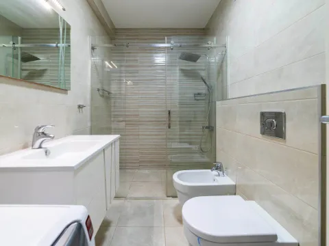 Prodaja, četvorosoban stan, 355m², Bečići, Budva - image 15