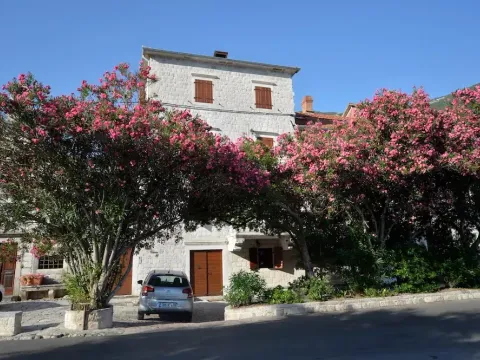 Sale, house, 172m², Kotor, Crna Gora
