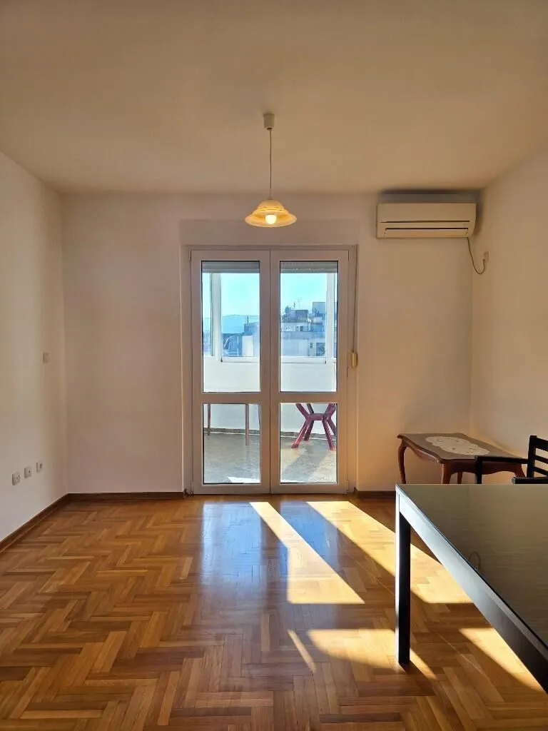 Prodaja, dvosoban stan, 60m², Seljanovo, Tivat