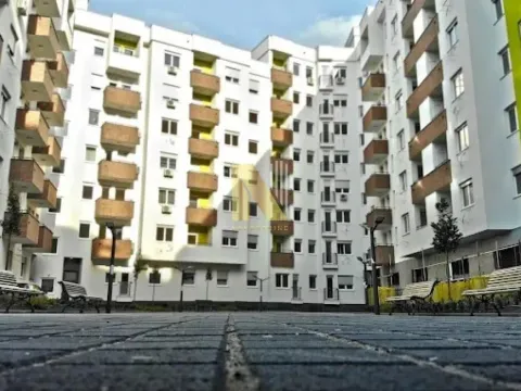 Parking garaža in Podbara