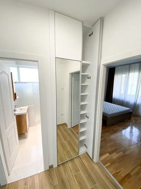 Rent, two bedroom apartment, 46m², Savski Venac, Beograd