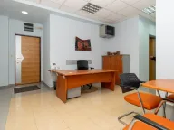 Izdavanje, poslovni prostor, 77m², Podgorica, Crna Gora - image 11