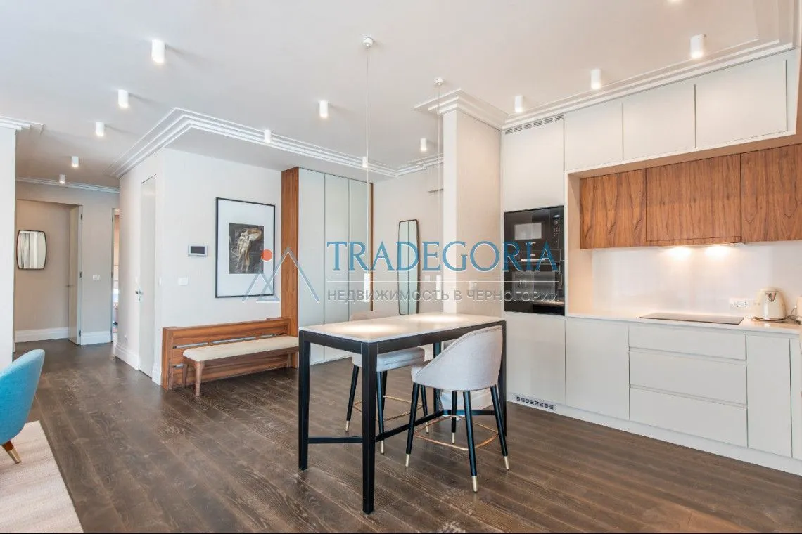 Prodaja, trosoban stan, 137m², Budva, Crna Gora