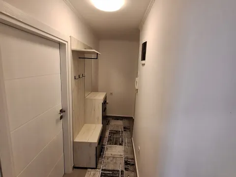 Izdavanje, jednosoban stan, 30m², Drač, Podgorica - image 3