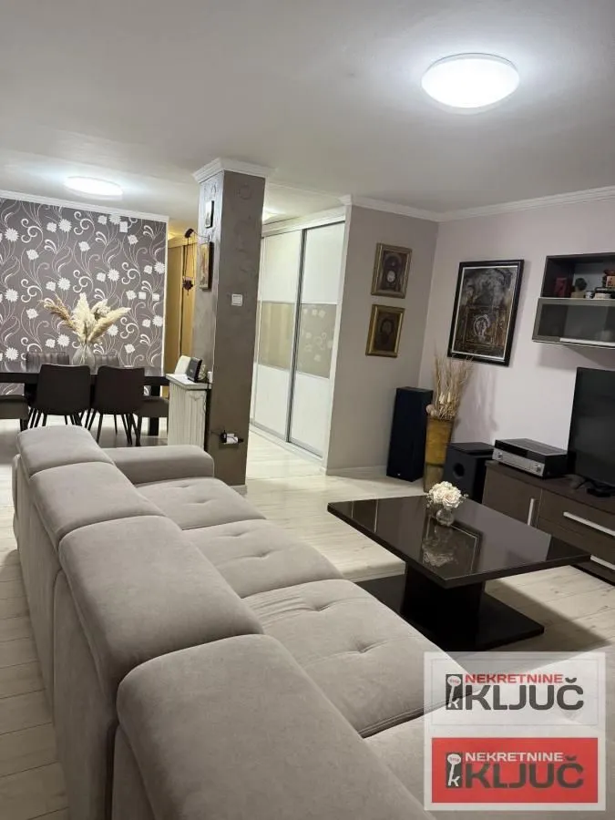 Prodaja, trosoban stan, 78m², Liman 4, Novi Sad Sve Podlokacije