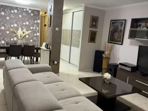 Prodaja, trosoban stan, 78m², Liman 4, Novi Sad Sve Podlokacije - image 2