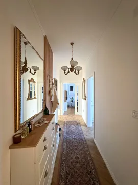 Prodaja, jednosoban stan, 60m², Centar, Podgorica - image 4