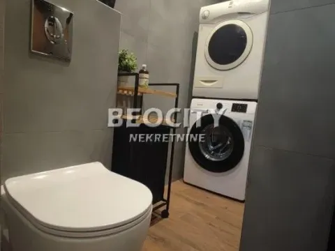 Izdavanje, trosoban stan, 68m², Centar, Novi Sad - image 12