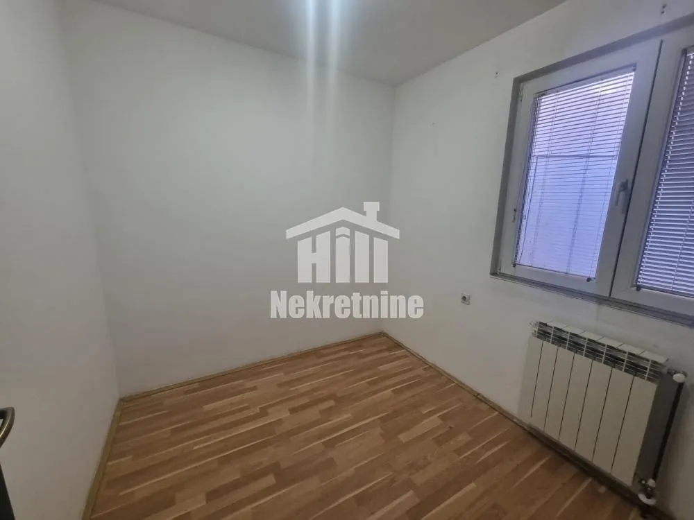 Izdavanje, trosoban stan, 69m², Zemun Sve Podlokacije, Beograd