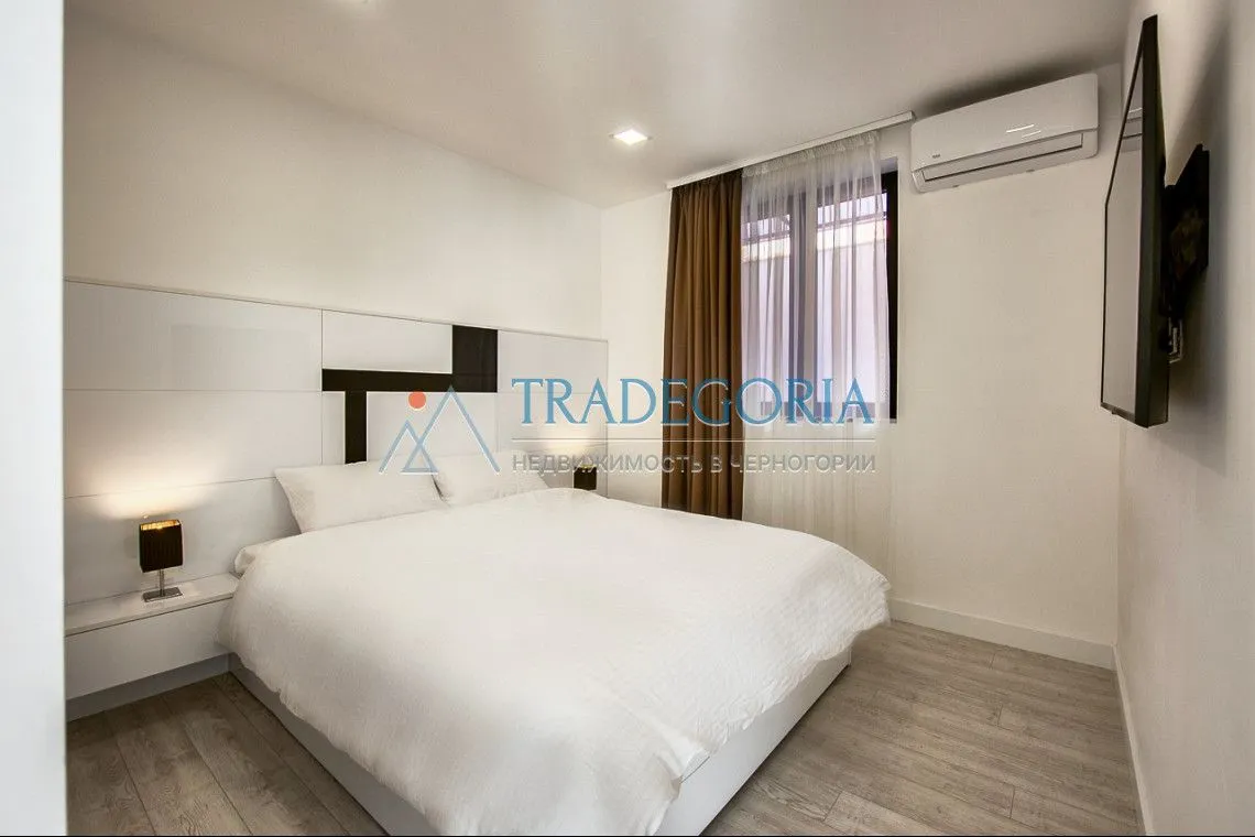 Prodaja, kuća, 180m², Tivat, Crna Gora