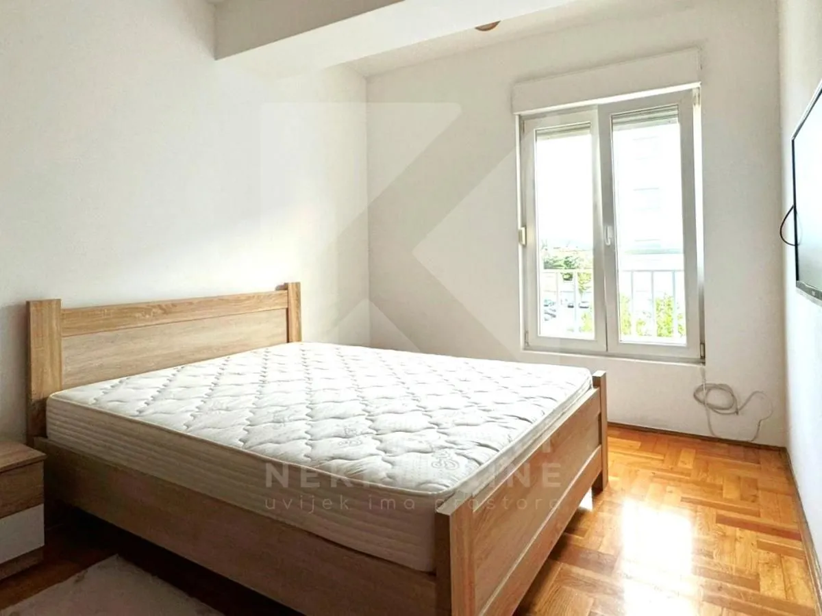 Rent, one bedroom apartment, 41m², Blok 6, Podgorica