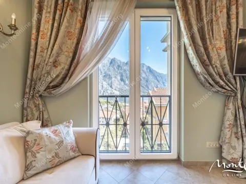 Prodaja, jednosoban stan, 63m², Orahovac, Kotor - image 11