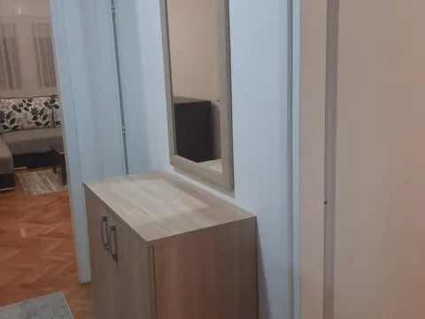 Izdavanje, dvosoban stan, 54m², Centar, Niš - image 11