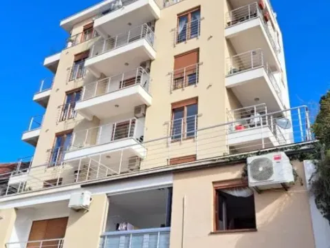 Prodaja, dvosoban stan, 77m², Tivat, Crna Gora - image 10