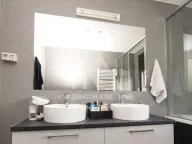 Prodaja, kuća, 250m², Tološi, Podgorica - image 29