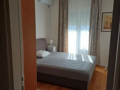 Izdavanje, jednosoban stan, 47m², Central Point, Podgorica - image 5