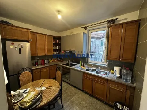Prodaja, četvorosoban stan, 96m², Stari Grad, Beograd - image 10