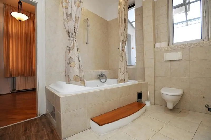 Rent, office space, 160m², Stari Grad, Beograd
