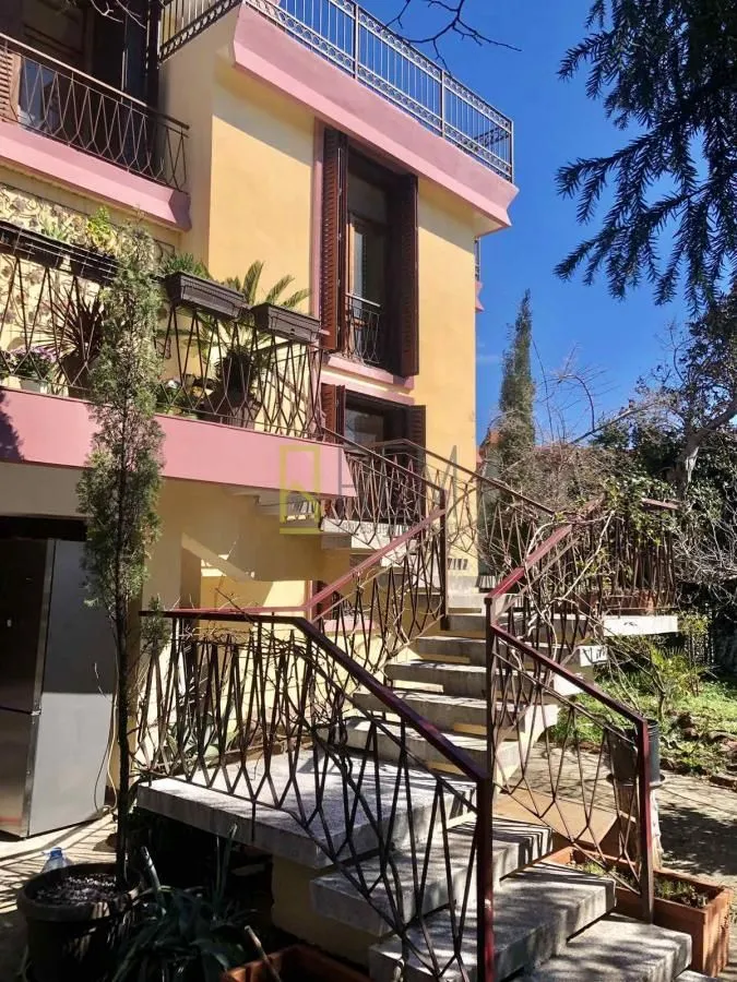 Sale, house, 300m², Šušanj, Bar