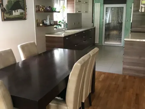 Rent, house, 300m², Zemun Sve Podlokacije, Beograd - image 6