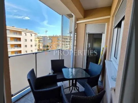 Prodaja, stan, 71m², City Kvart, Podgorica - image 5