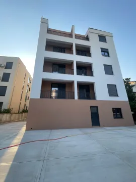 Prodaja, jednosoban stan, 46m², Momišići, Podgorica - image 11
