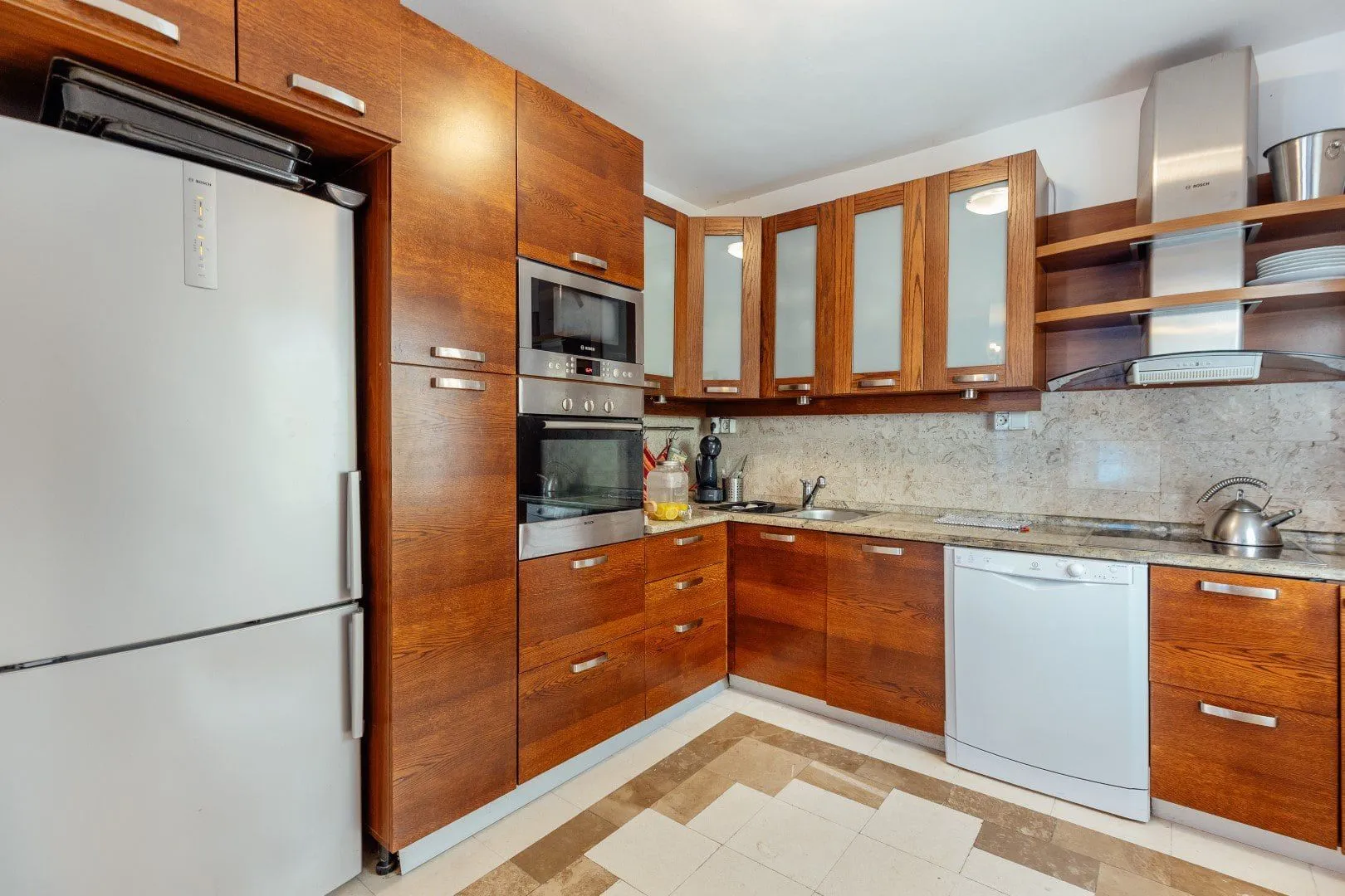 Sale, house, 270m², Bratešići, Kotor
