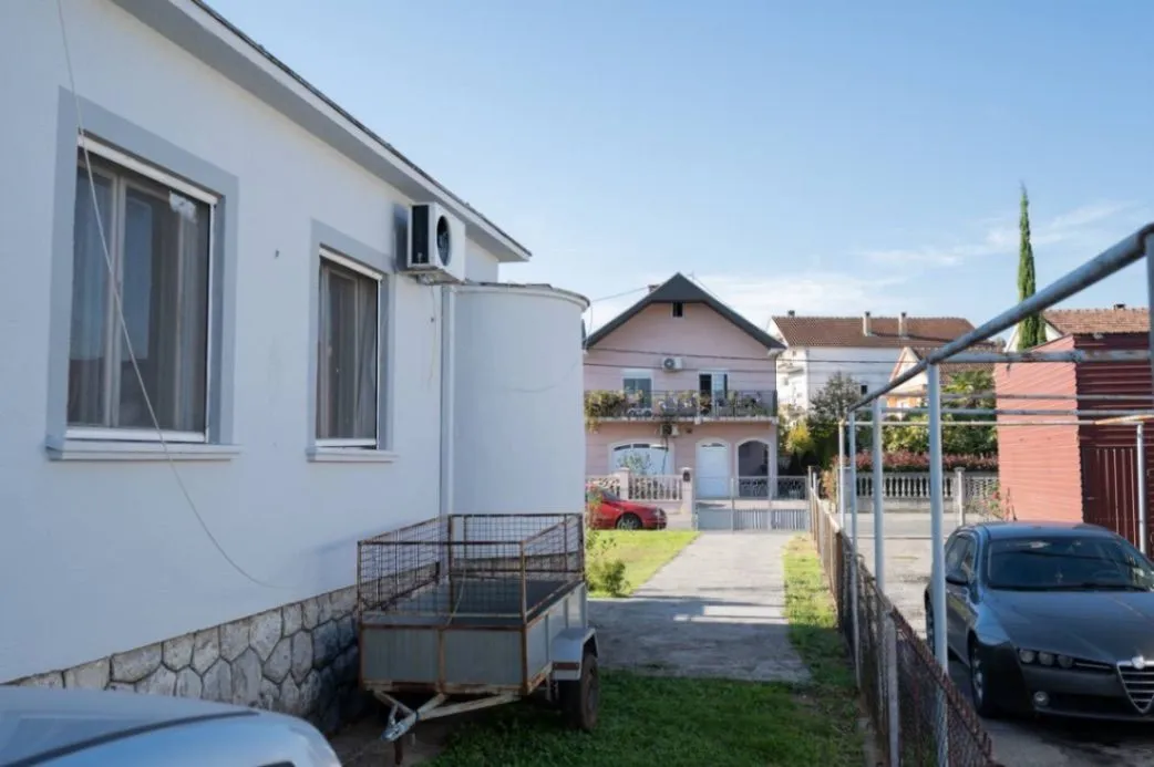Prodaja, kuća, 140m², Masline, Podgorica