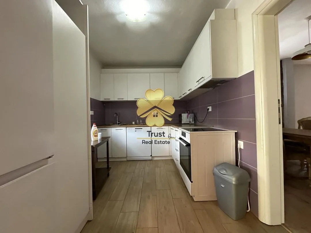 Rent, house, 200m², Tološi, Podgorica