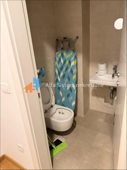 Rent, four bedroom apartment, 106m², Novi Beograd Blok 65, Novi Beograd Sve Podlokacije
